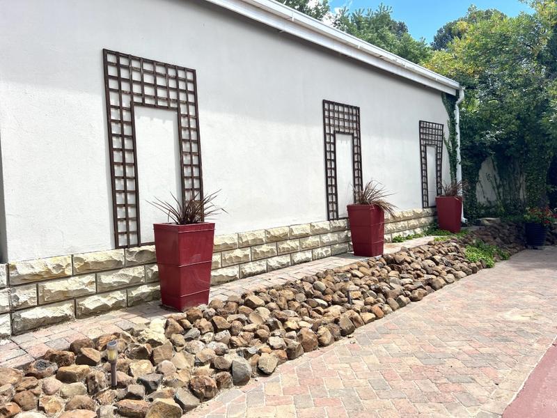 4 Bedroom Property for Sale in Lindley Free State